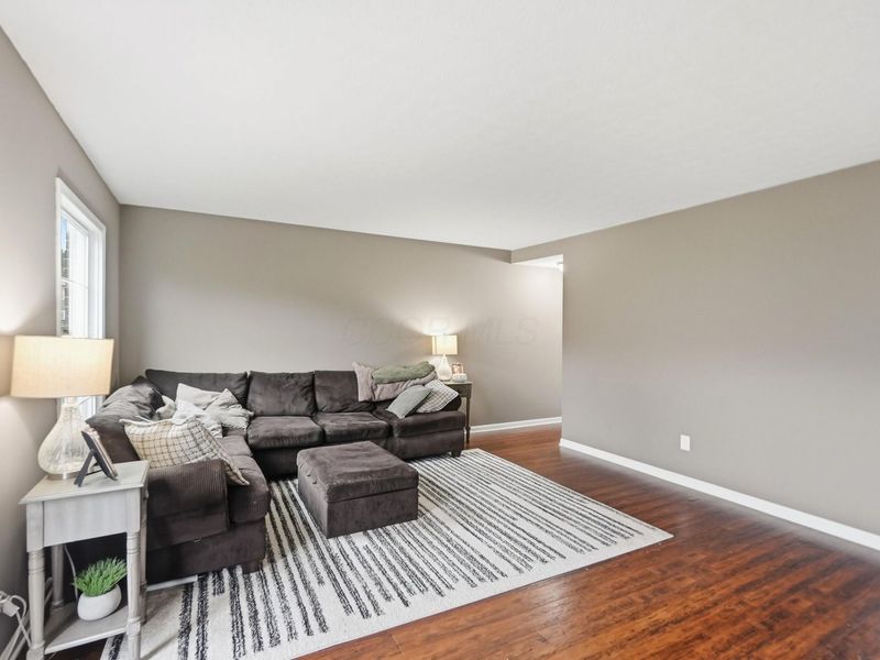 495 Clairbrook Avenue , Unit JG5, Columbus, OH 43228 Photo 6