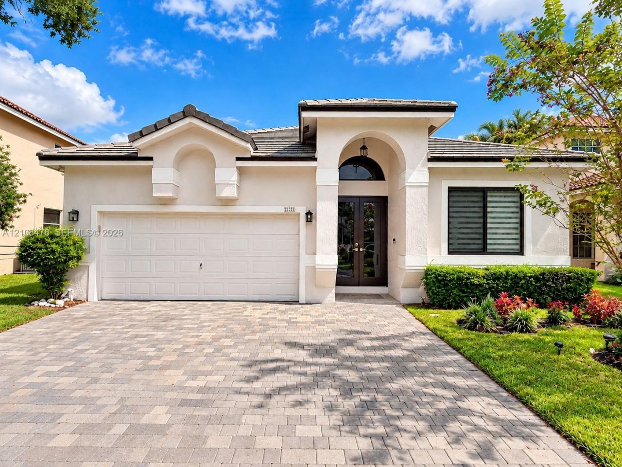 2233 NW 162nd Ter, Pembroke Pines, FL 33028 Main Photo