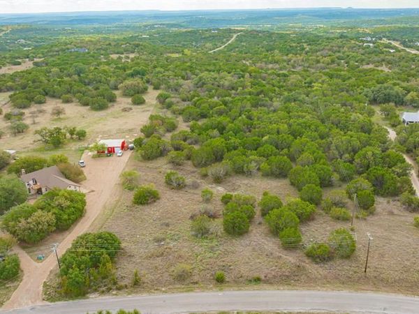 3240 Skyline Drive , Bluff Dale, TX 76433