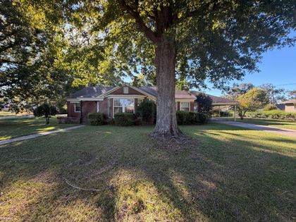 216 5th Street SE Aliceville, AL 35442