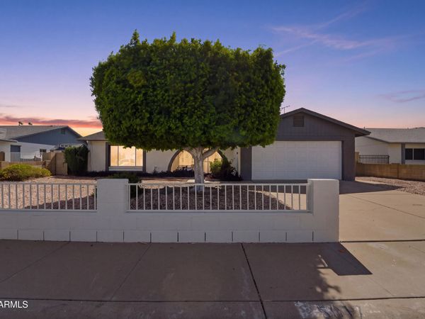 5817 W TIERRA BUENA Lane, Glendale, AZ 85306