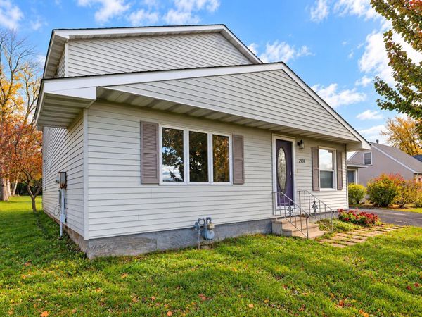 2904 11th Street NE, Austin, MN 55912