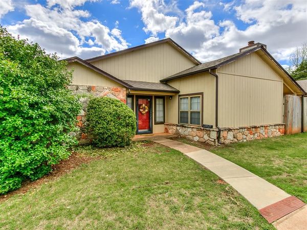 13921 Crossing Way W , Edmond, OK 73013