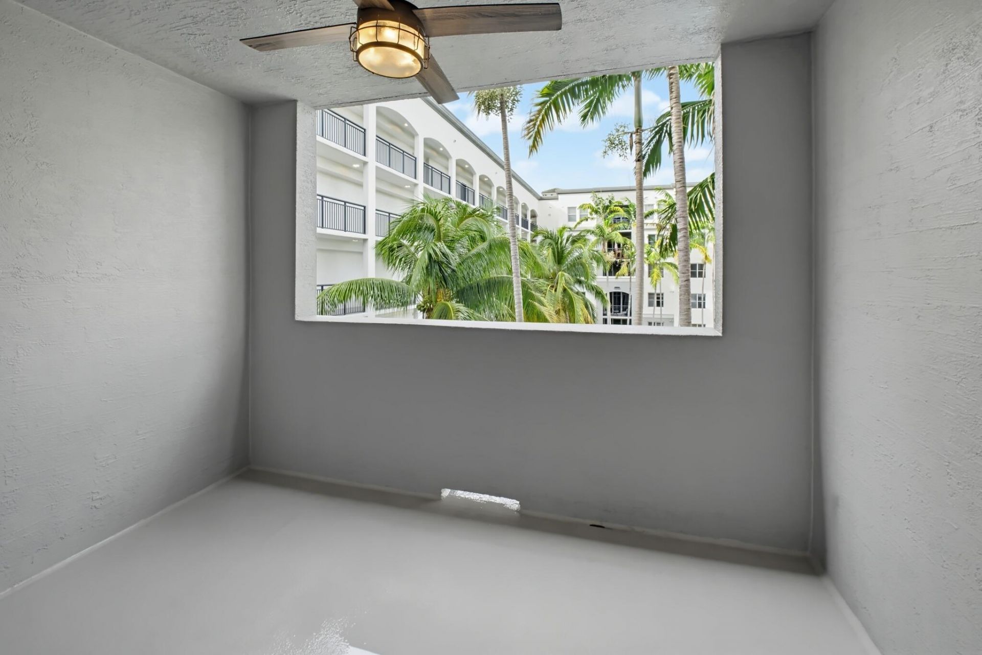 1690 Renaissance Commons Boulevard, Unit 1422, Boynton Beach, FL 33426 Photo