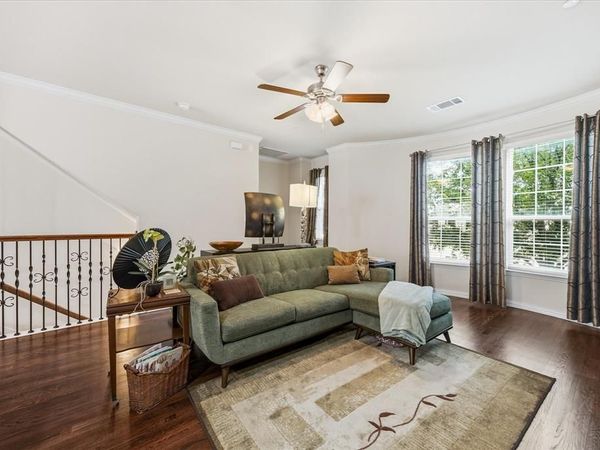 2500 Rockbrook Drive, Unit C27, Lewisville, TX 75067