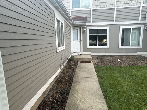 2732 Wilshire Court, Aurora, IL 60502