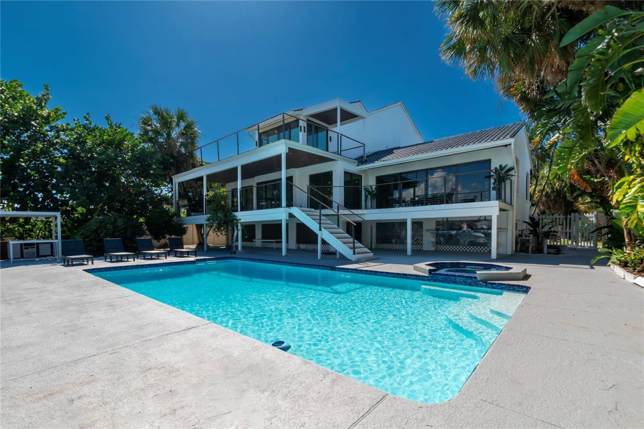 807 2nd Avenue S, Tierra Verde, FL 33715 Photo