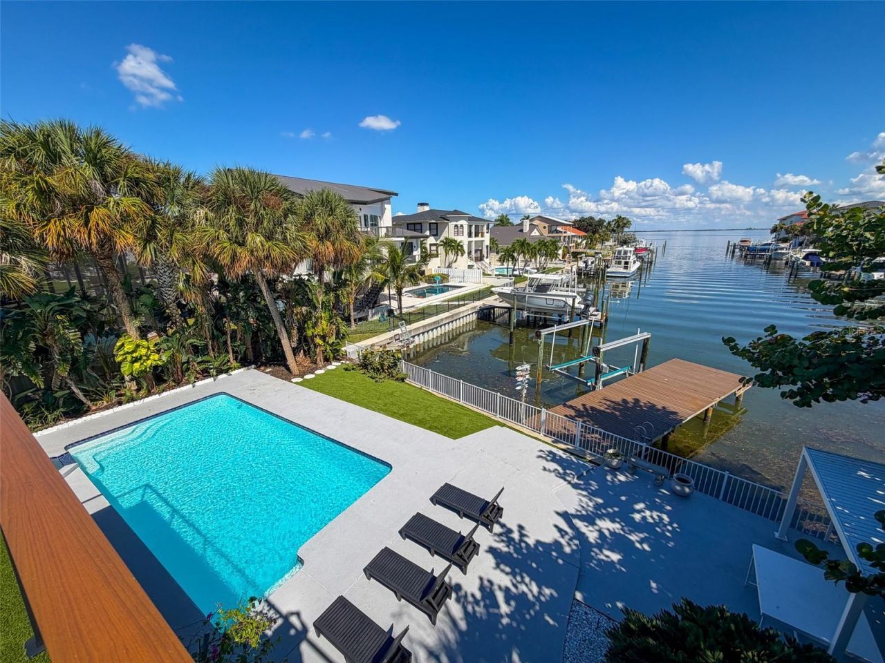 807 2nd Avenue S, Tierra Verde, FL 33715 Photo