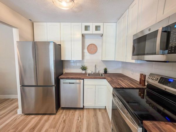 5627 Green Circle Drive , Unit 121, Minnetonka, MN 55343