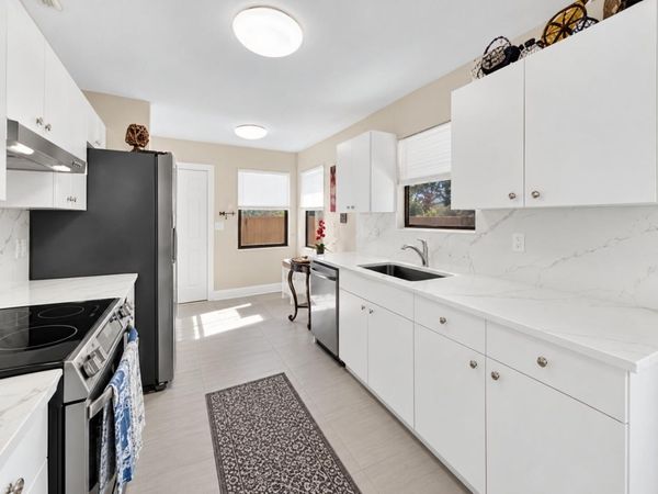 2268 SE LONGHORN Avenue, Port St. Lucie, FL 34952