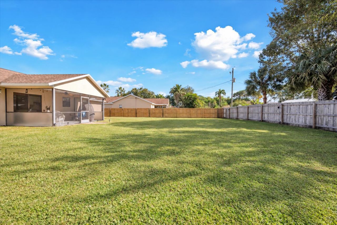 2268 SE Longhorn Avenue, Port Saint Lucie, FL 34952 Photo