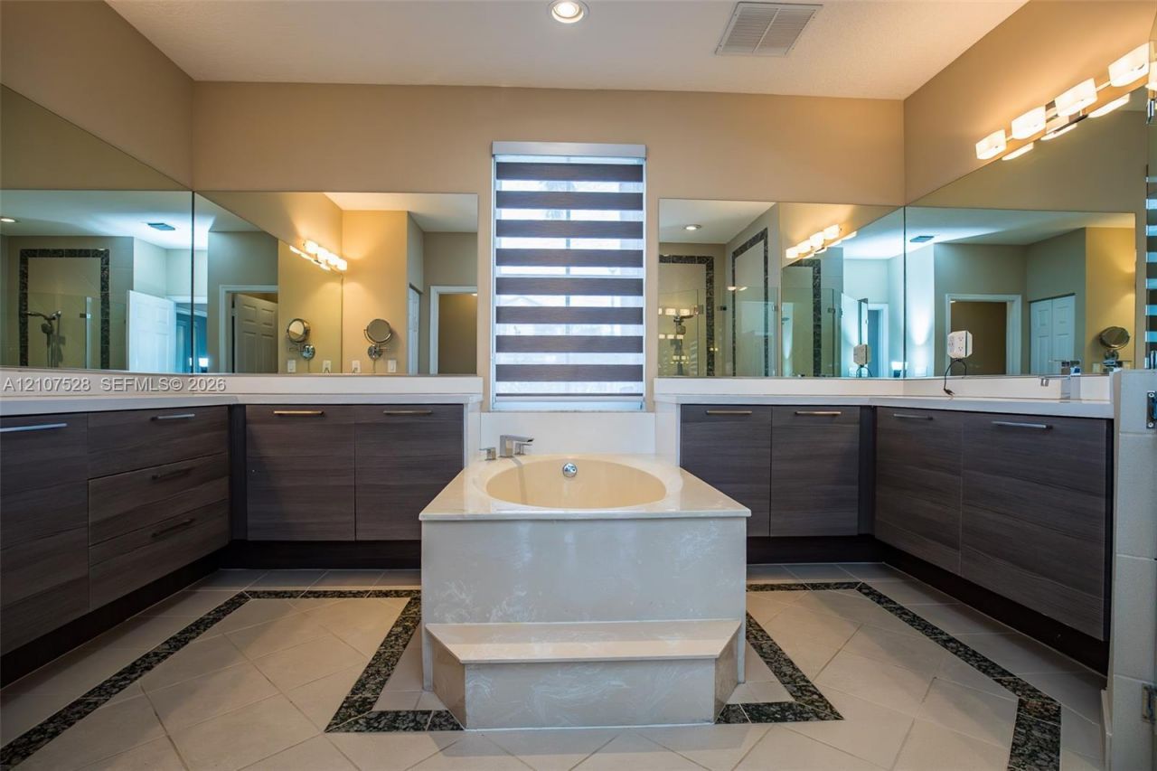 1593 SW 189th Ave, Pembroke Pines, FL 33029 Photo