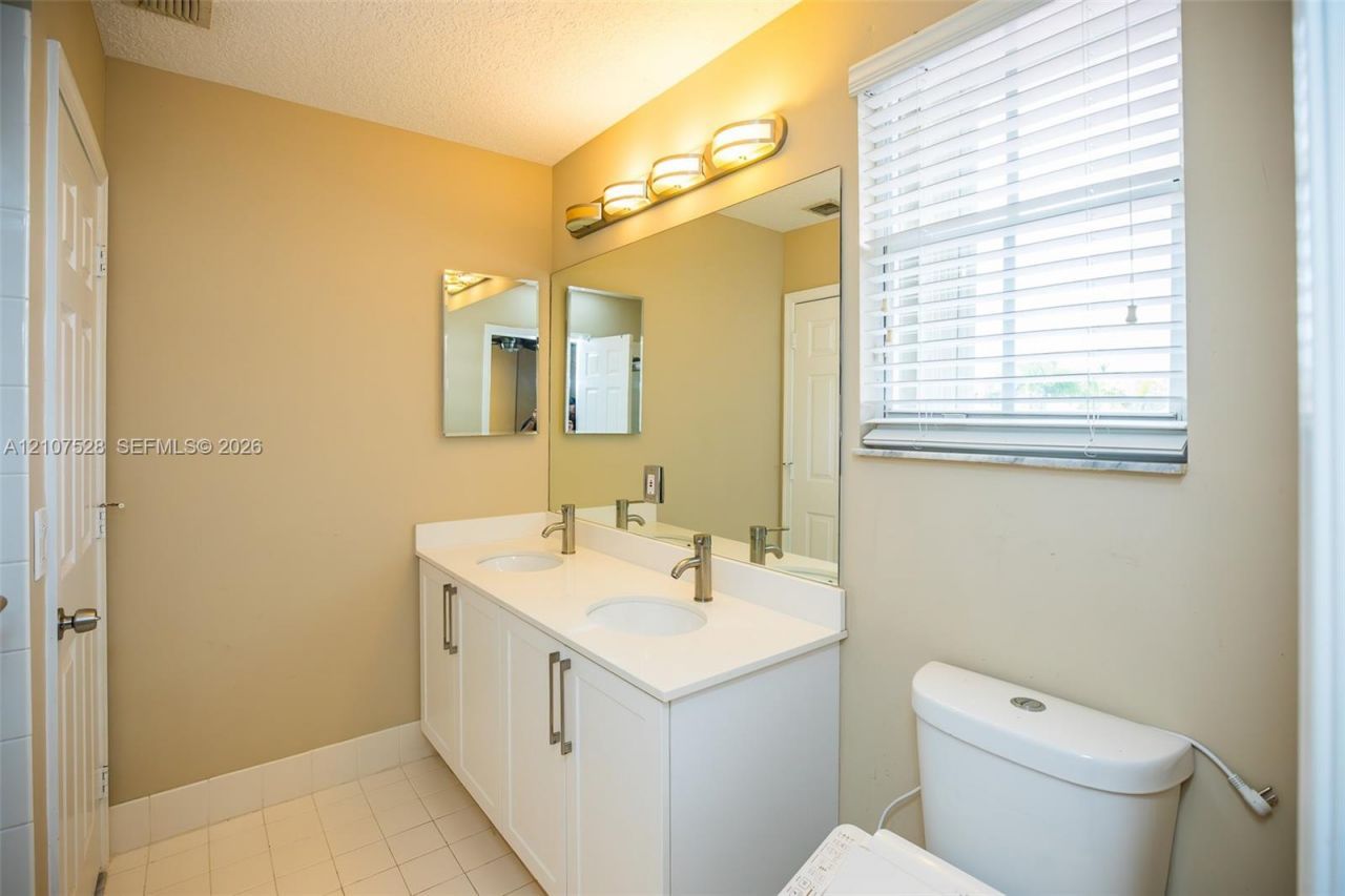 1593 SW 189th Ave, Pembroke Pines, FL 33029 Photo