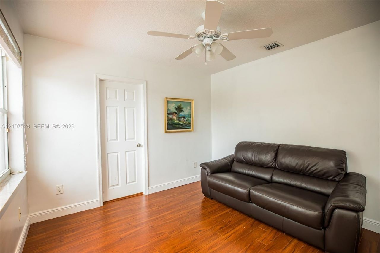 1593 SW 189th Ave, Pembroke Pines, FL 33029 Photo