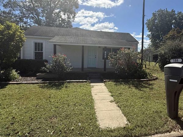 108 Haig Street, Hartselle, AL 35640