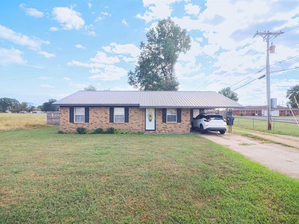 209 Davis Street , Trumann, AR 72472