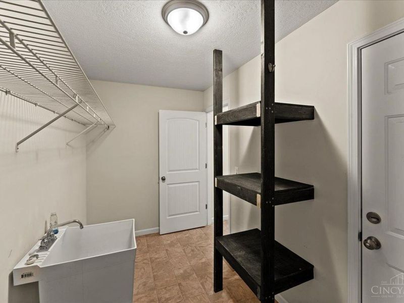 11048 Margaretta Avenue, Blue Ash, OH 45242 Photo 26