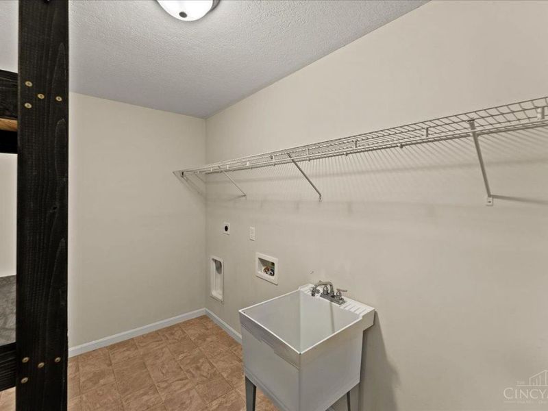 11048 Margaretta Avenue, Blue Ash, OH 45242 Photo 27