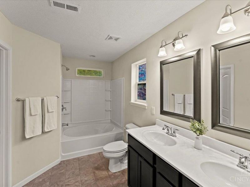 11048 Margaretta Avenue, Blue Ash, OH 45242 Photo 38