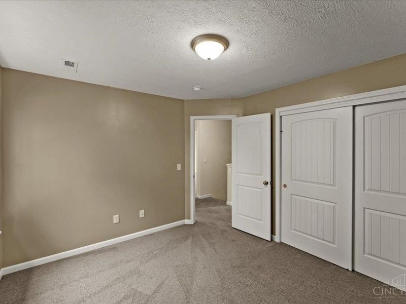 11048 Margaretta Avenue, Blue Ash, OH 45242 Photo 39
