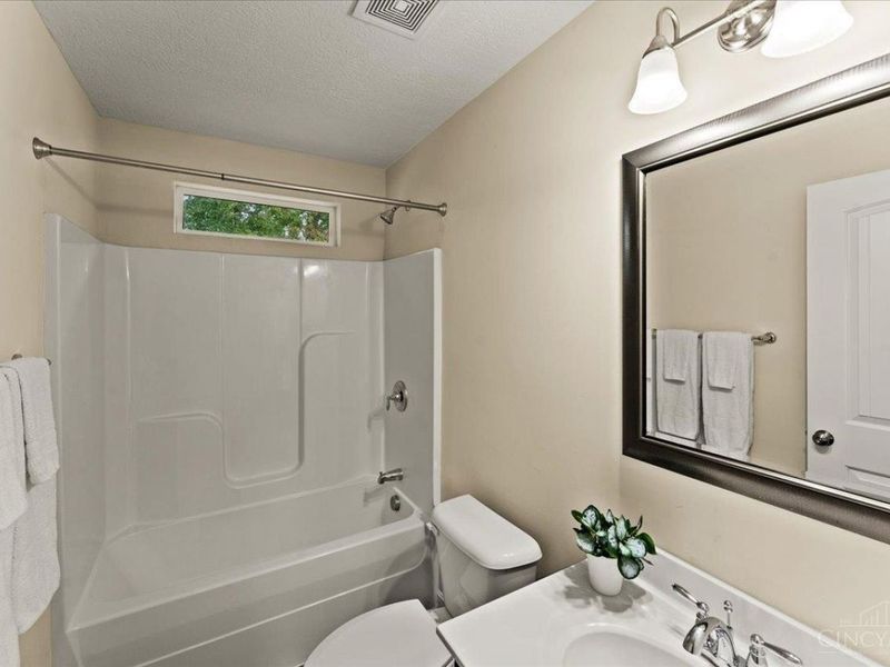 11048 Margaretta Avenue, Blue Ash, OH 45242 Photo 41