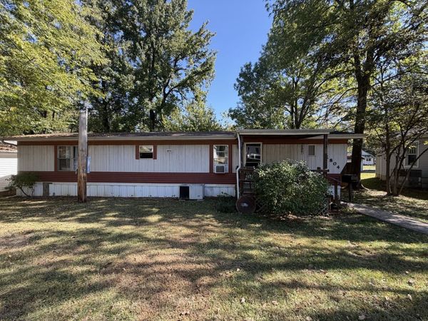1804 Gibbons Street , Metropolis, IL 62960