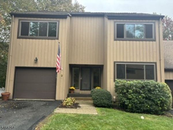 2 Sycamore Ln, Harding, NJ 07976