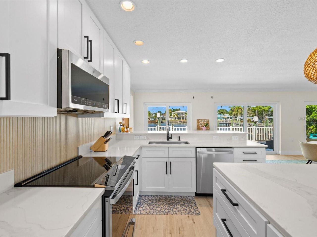 4017 Church Creek Point , Largo, FL 33774 Photo