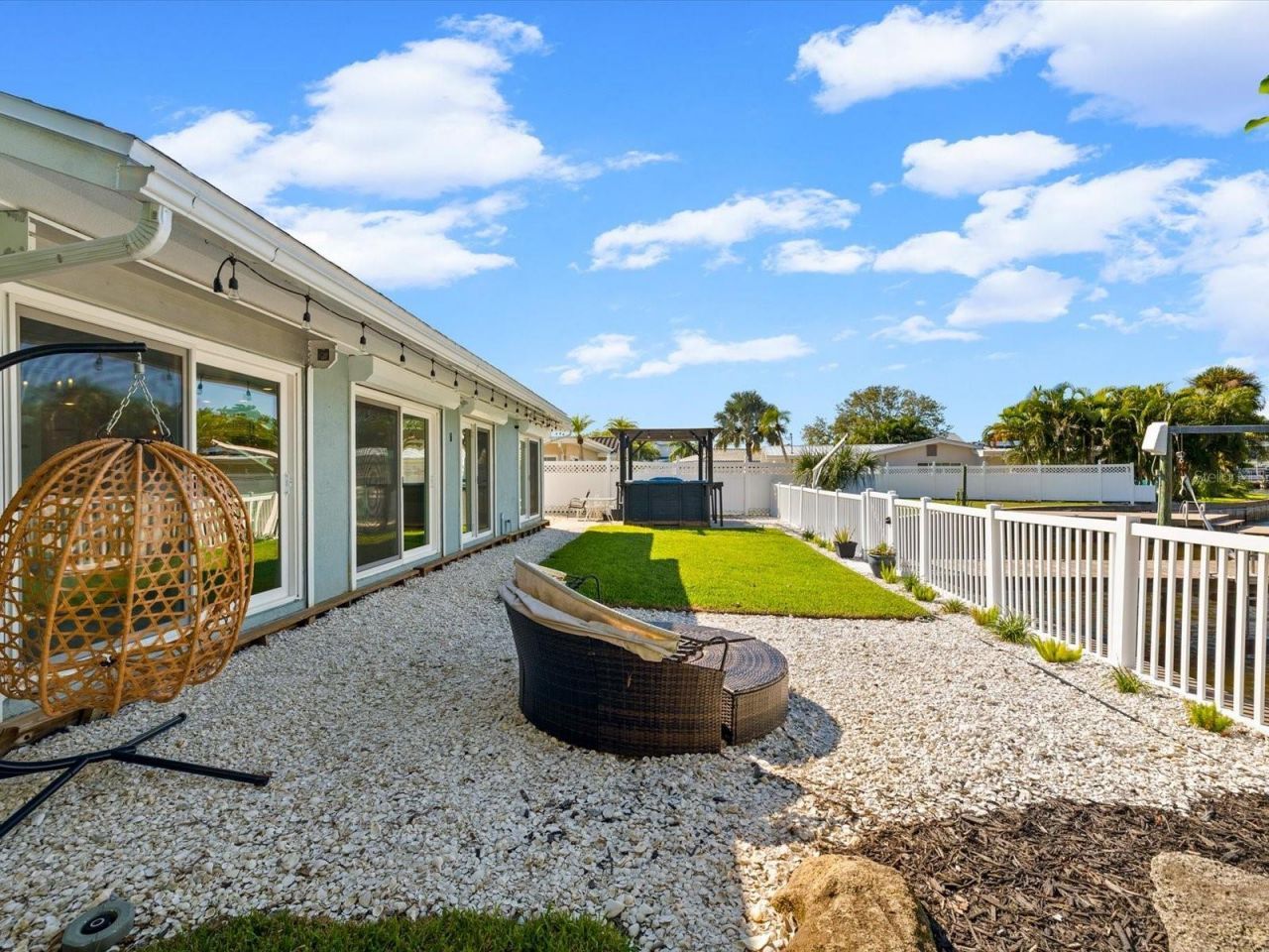 4017 Church Creek Point , Largo, FL 33774 Photo