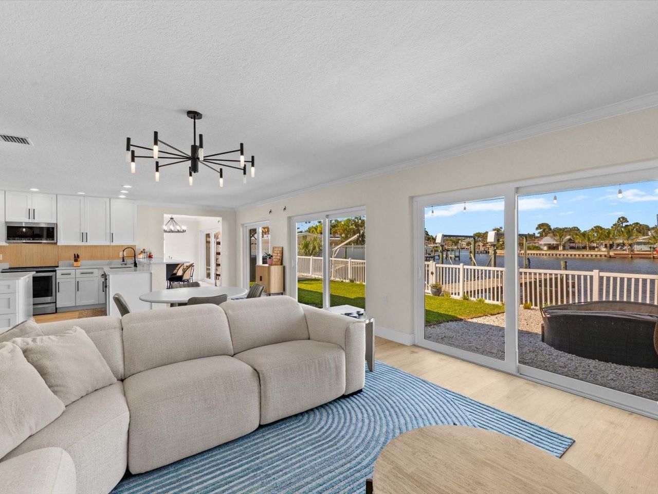 4017 Church Creek Point , Largo, FL 33774 Photo