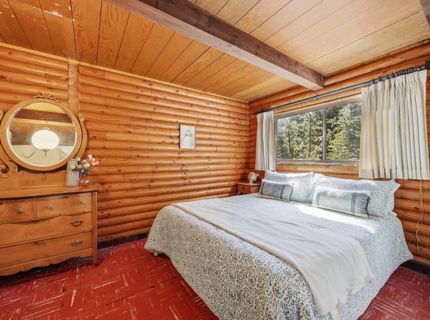 51858 Tamarack Crescent, Soda Springs, CA 95728 Photo