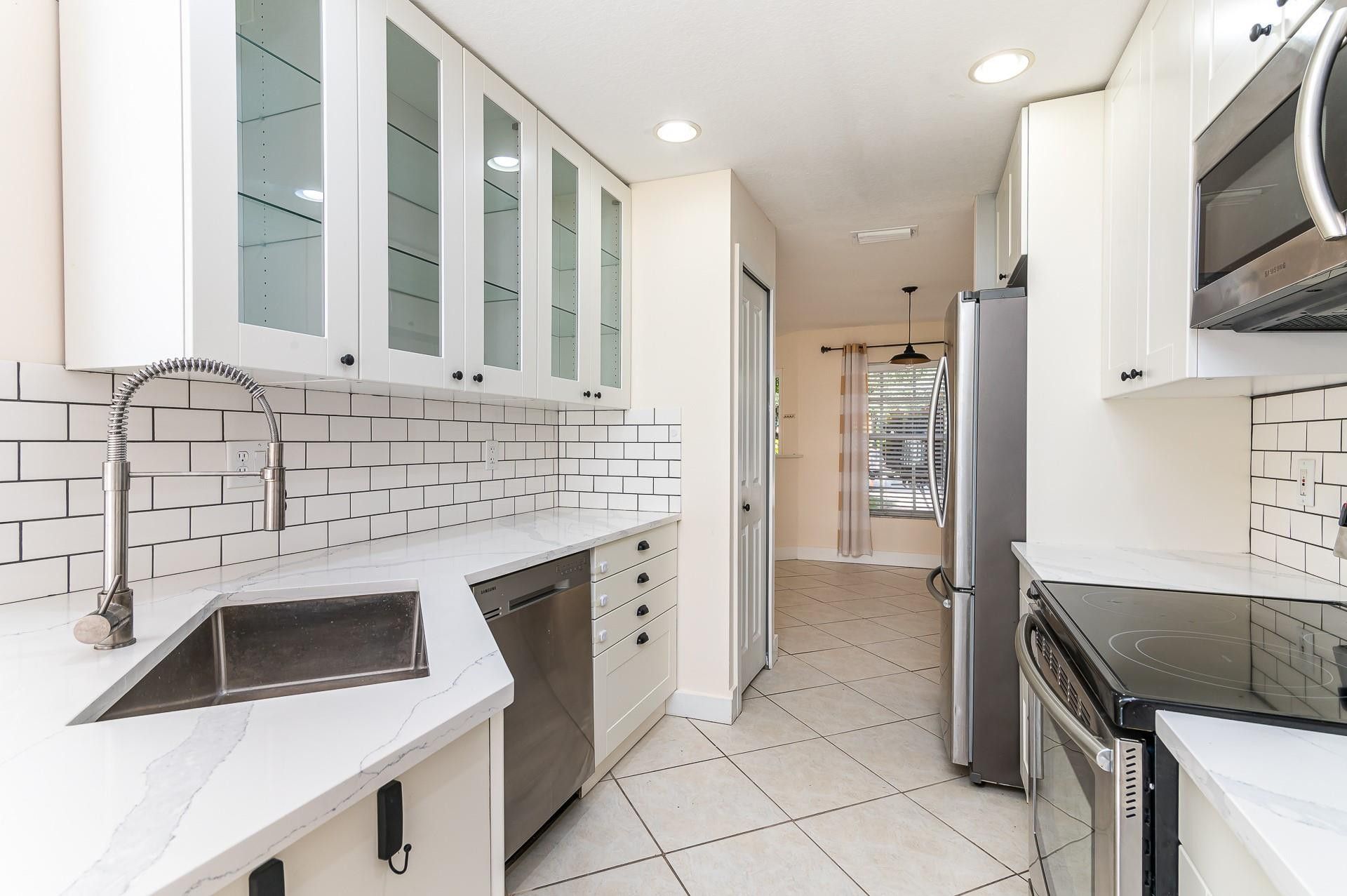 2916 NW 99th Terrace, Sunrise, FL 33322 Photo