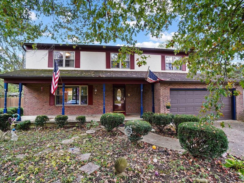 320 Briarwood Drive, Columbus, OH 43213 Photo 2