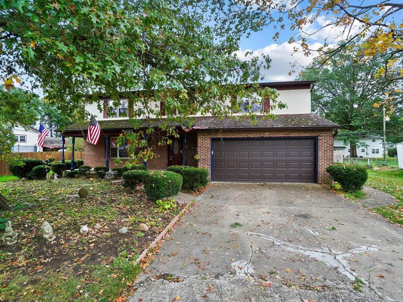 320 Briarwood Drive, Columbus, OH 43213 Photo 3