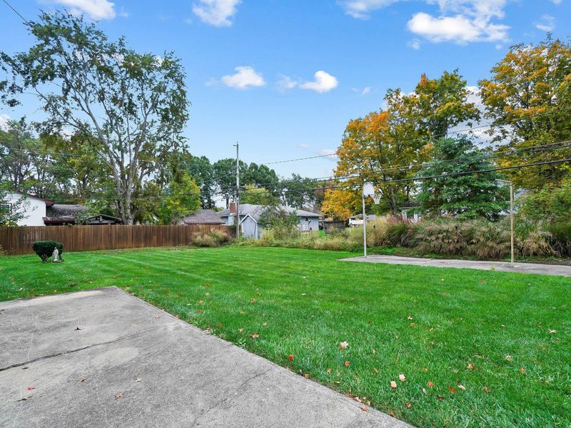 320 Briarwood Drive, Columbus, OH 43213 Photo 50