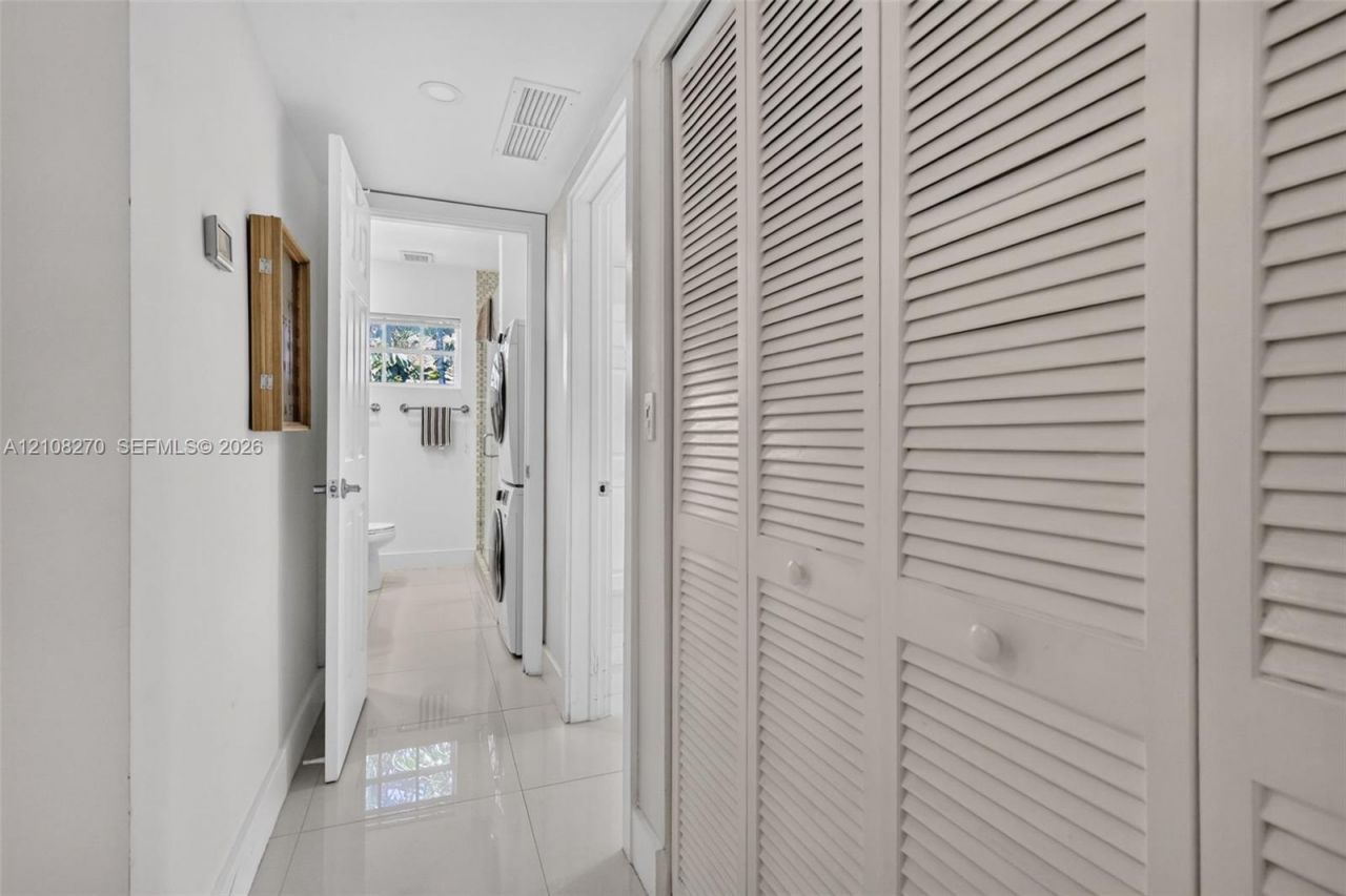 1125 99th St, Unit 12, Bay Harbor Islands, FL 33154 Photo