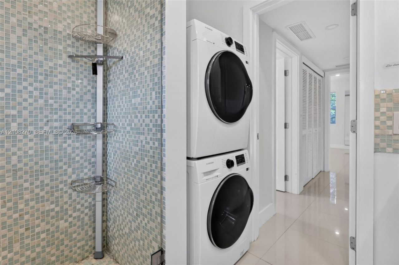 1125 99th St, Unit 12, Bay Harbor Islands, FL 33154 Photo