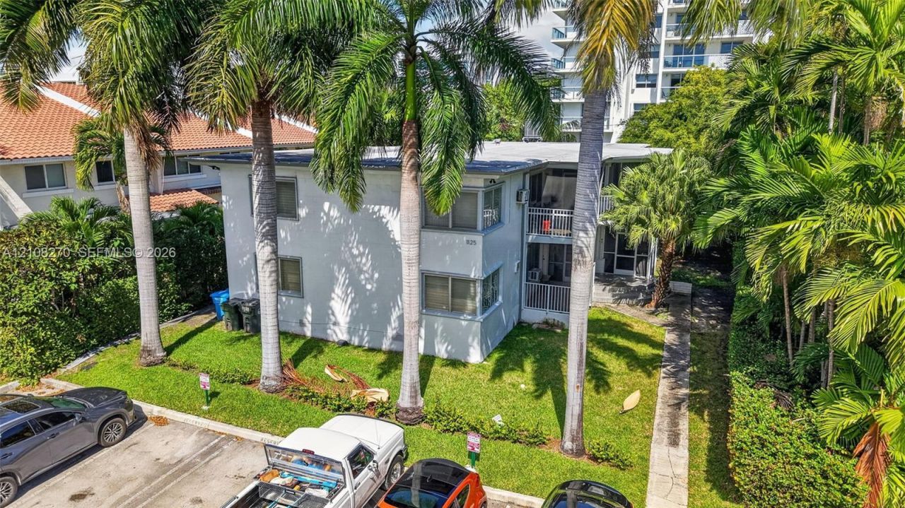 1125 99th St, Unit 12, Bay Harbor Islands, FL 33154 Photo