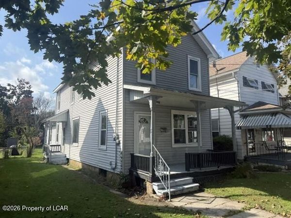 132 W Dorrance Street, Kingston, PA 18704