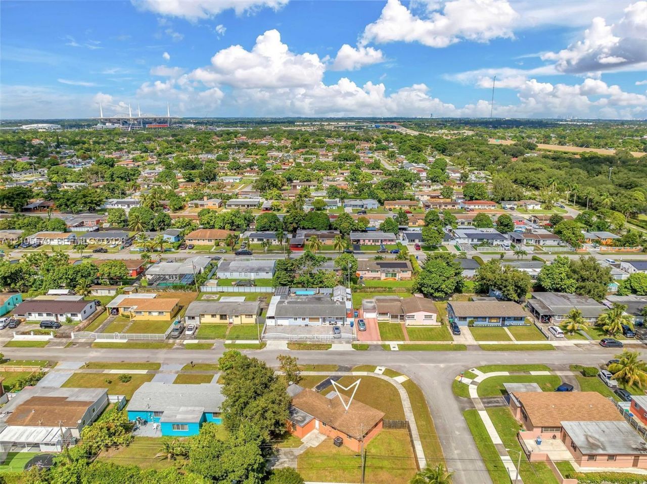 1750 NW 185th St , Miami Gardens, FL 33056 Photo