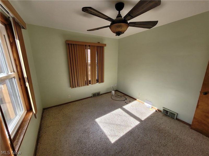 6048 Pearl Road, Parma Heights, OH 44130 Photo 4