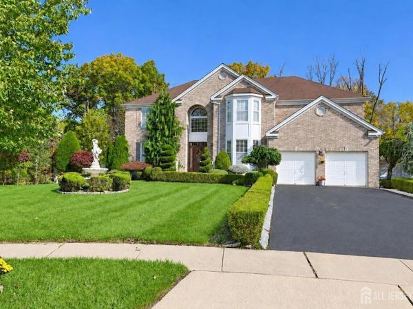 10 Sasha Court, Old Bridge, NJ 07747