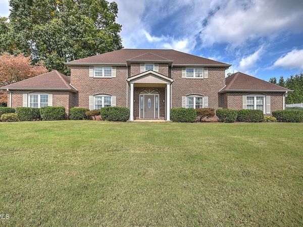 118 Countryshire Court, Kingsport, TN 37663