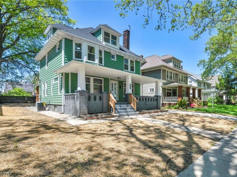2172 West Boulevard, Cleveland, OH 44102 Photo 5