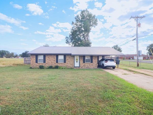 209 Davis Street, Trumann, AR 72472