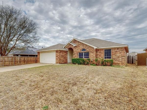 1720 Treasure Cay Drive, Mansfield, TX 76063