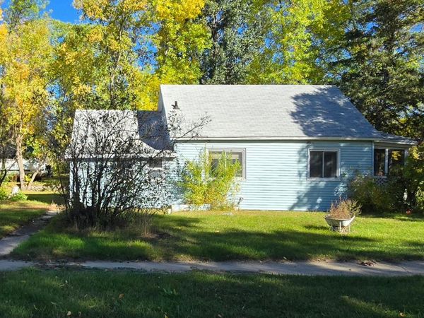 304 Spruce Avenue NE, Cass Lake, MN 56633
