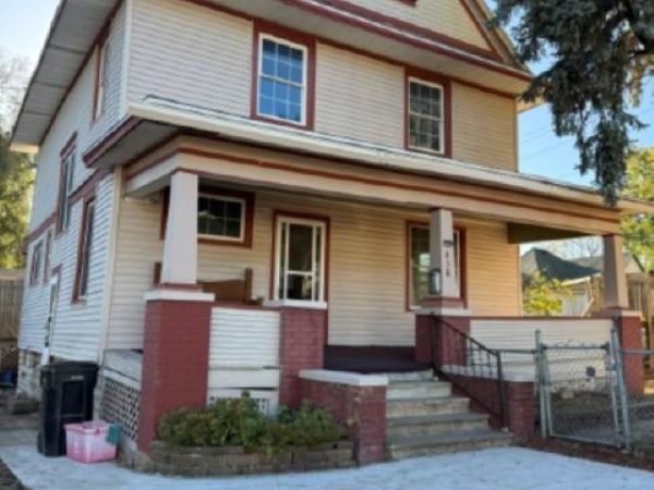 838 W Third Street, Ottumwa, IA 52501