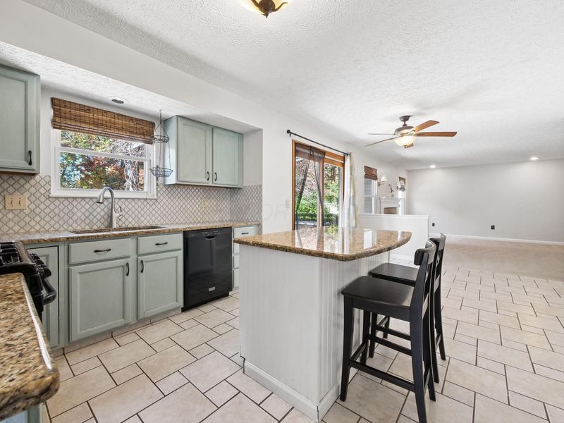 5283 Merrybell Lane, Grove City, OH 43123 Photo 8