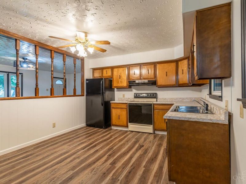 32 Gray Drive, Peebles, OH 45660 Photo 11